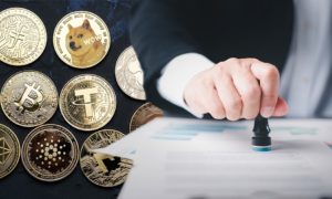 Bitcoin en español: El Salvador presenta proyecto de ley para regular el uso de altcoins