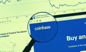 Ark Invest Compra el Dip: Adquiere $5.5 Millones en Acciones de Coinbase