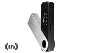 Ledger lanza su cold wallet "Ledger Stax", diseñada por el inventor del iPod