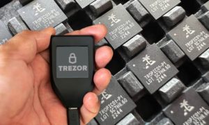 Llega la primera producción de chips de código abierto para asegurar Trezor