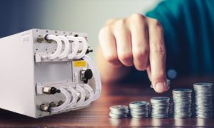 El mejor minero ASIC de Bitcoin tomaría dos siglos en cubrir su costo si el mercado no sube