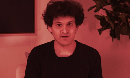 Sam Bankman-Fried Niega Estar Moviendo Fondos de Alameda y FTX